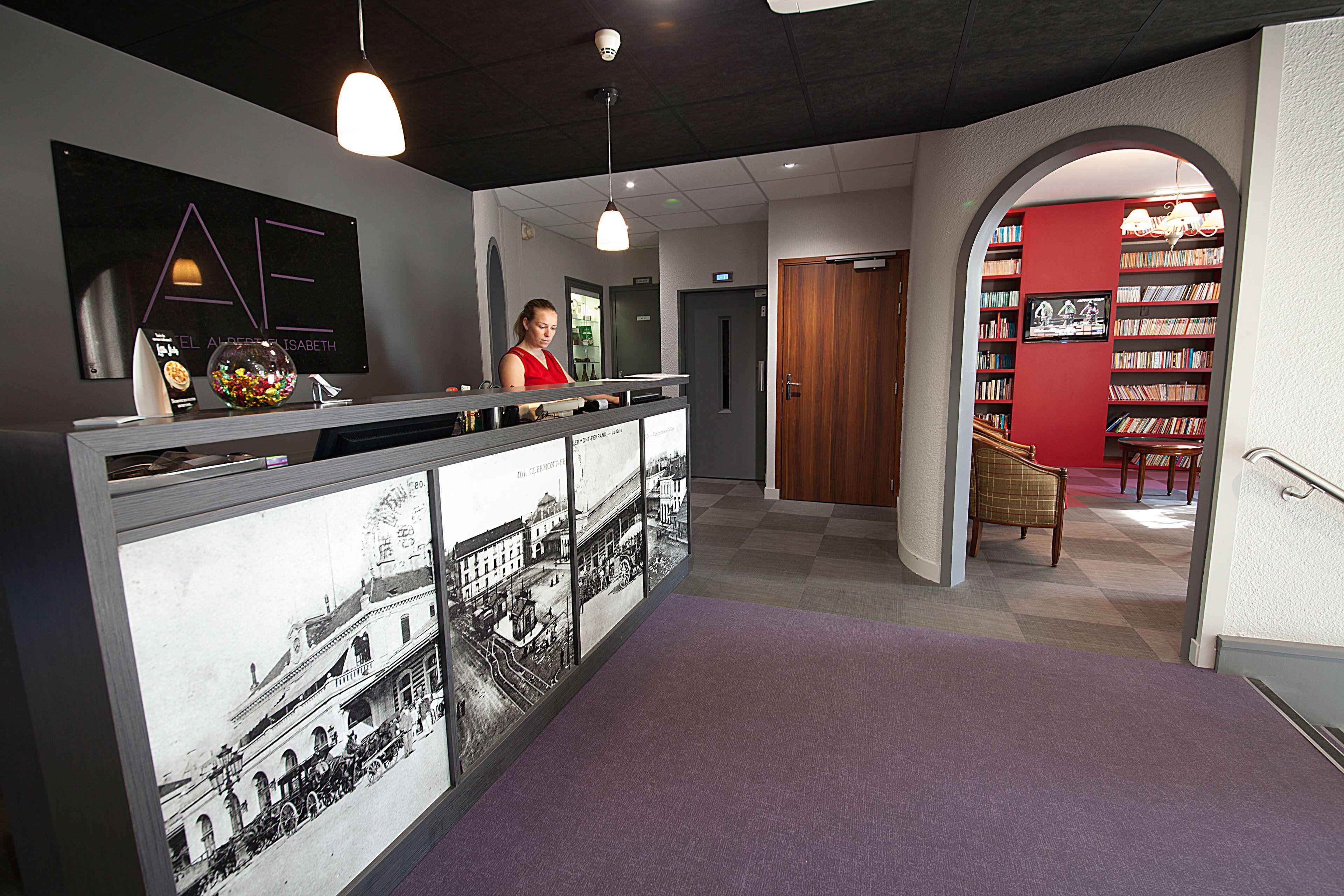 Elisabeth Gare Sncf 2*