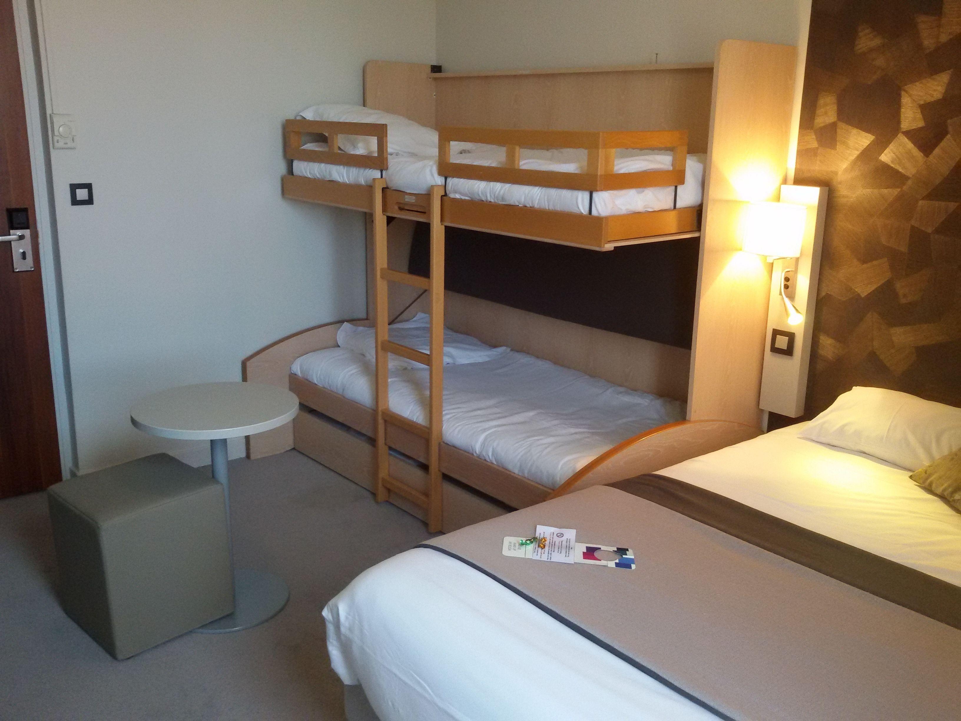 Elisabeth Gare Sncf 2*